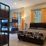Fathers Guesthouse Bungalow